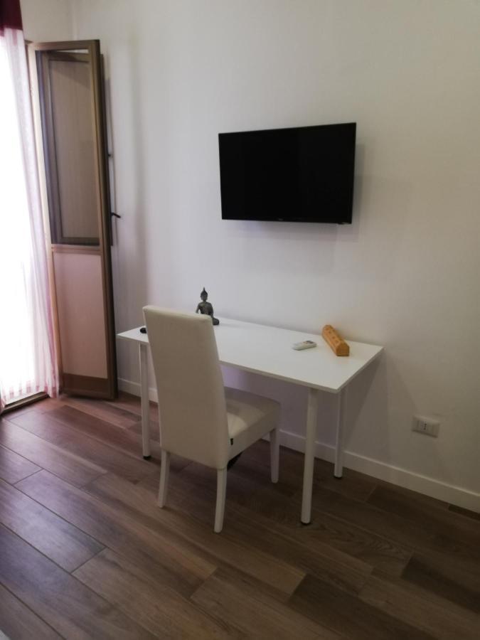 Casa Di Edo Bed and Breakfast Brindisi Buitenkant foto