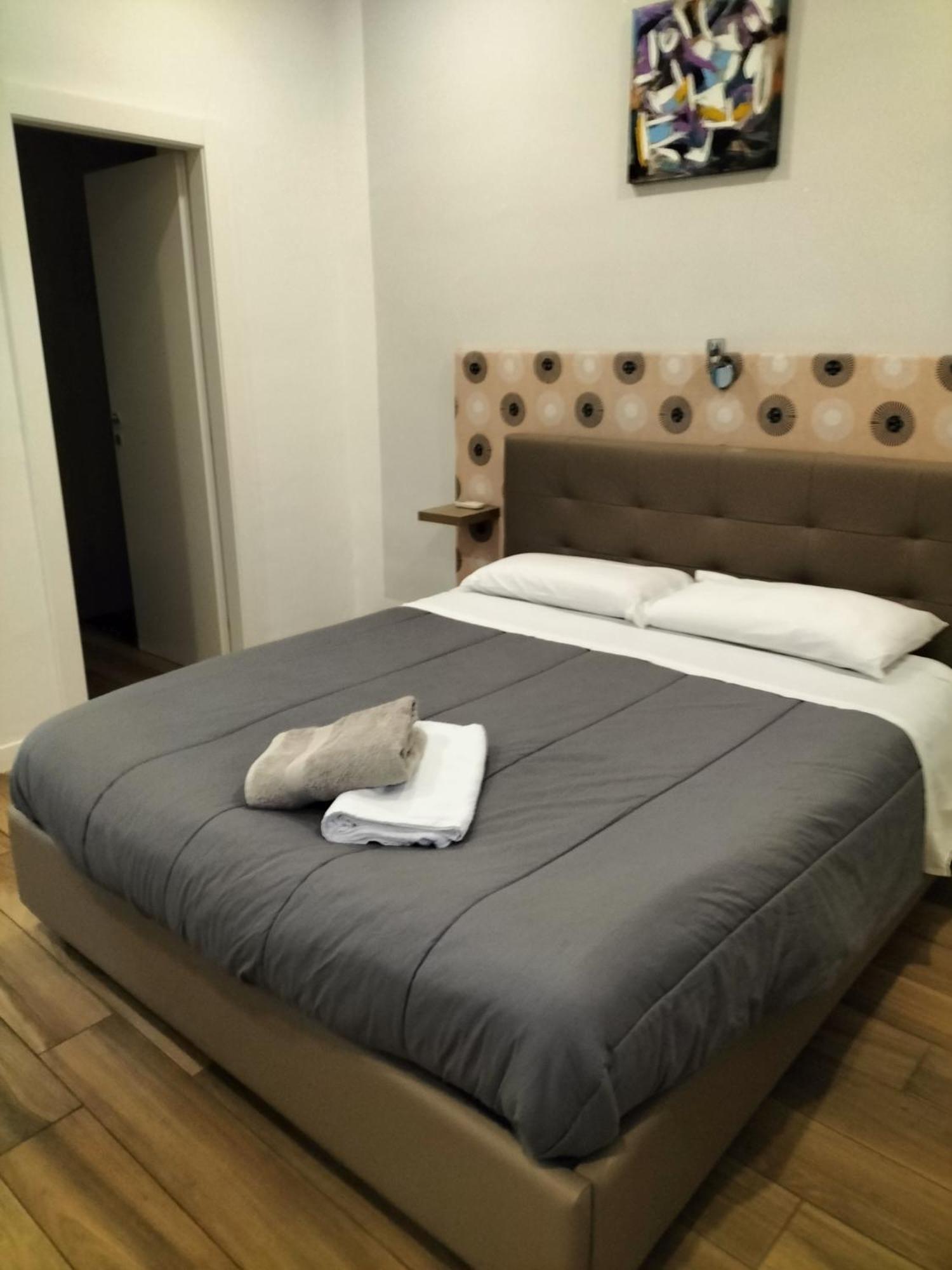 Casa Di Edo Bed and Breakfast Brindisi Buitenkant foto