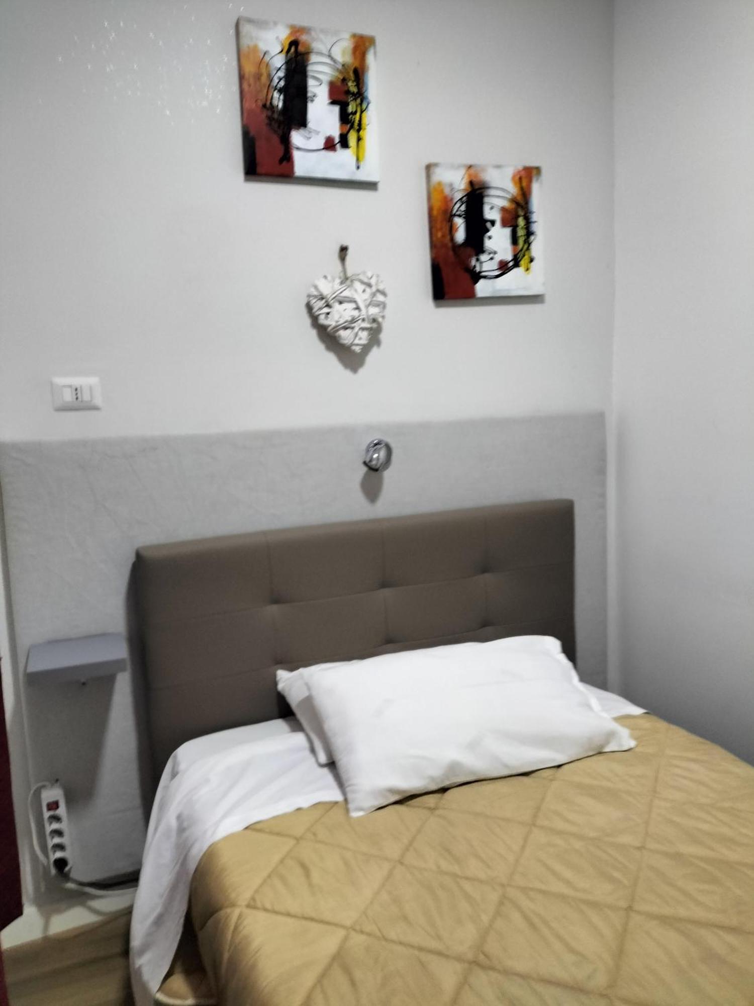 Casa Di Edo Bed and Breakfast Brindisi Buitenkant foto